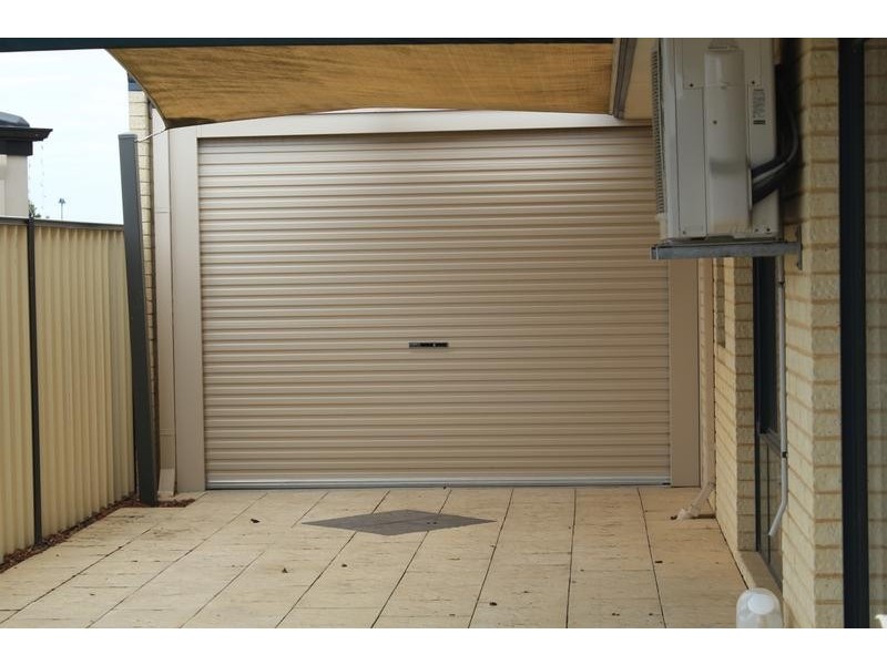 49 Plumwood Avenue, Hammond Park WA 6164