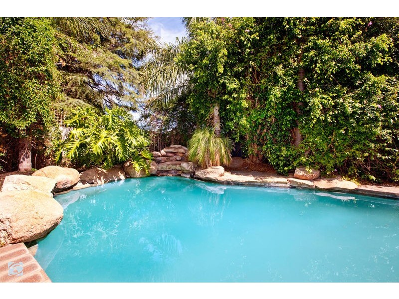 40 Allamanda Drive, South Lake WA 6164
