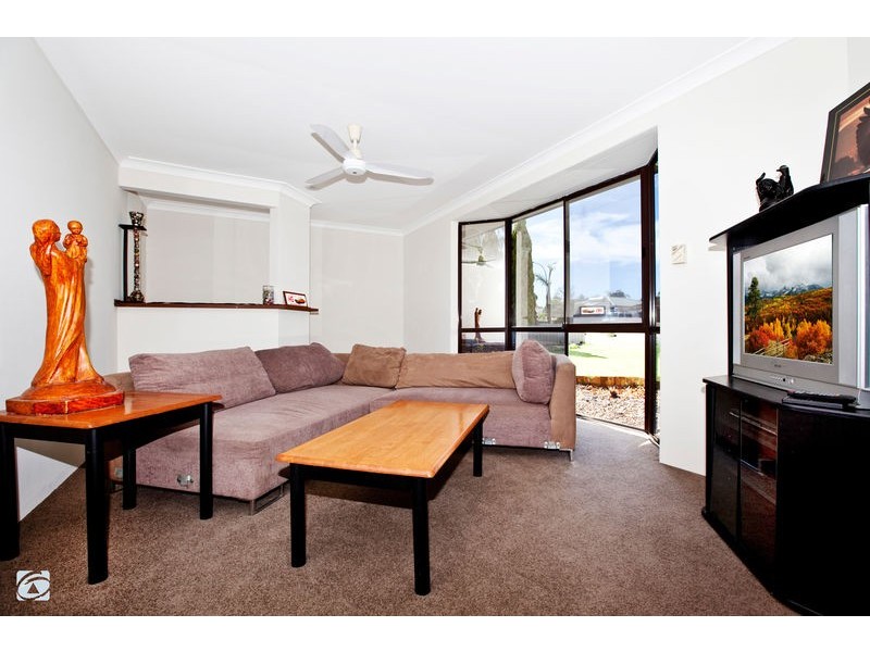 40 Allamanda Drive, South Lake WA 6164