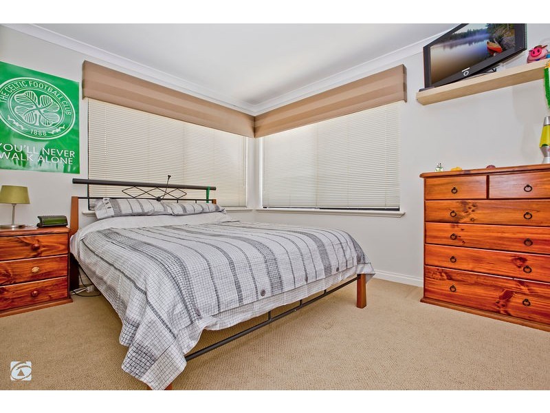 124 Aurora Drive, Atwell WA 6164