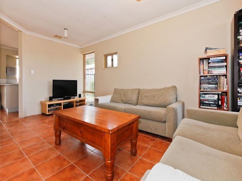 13 Michigan Heights, Success WA 6164