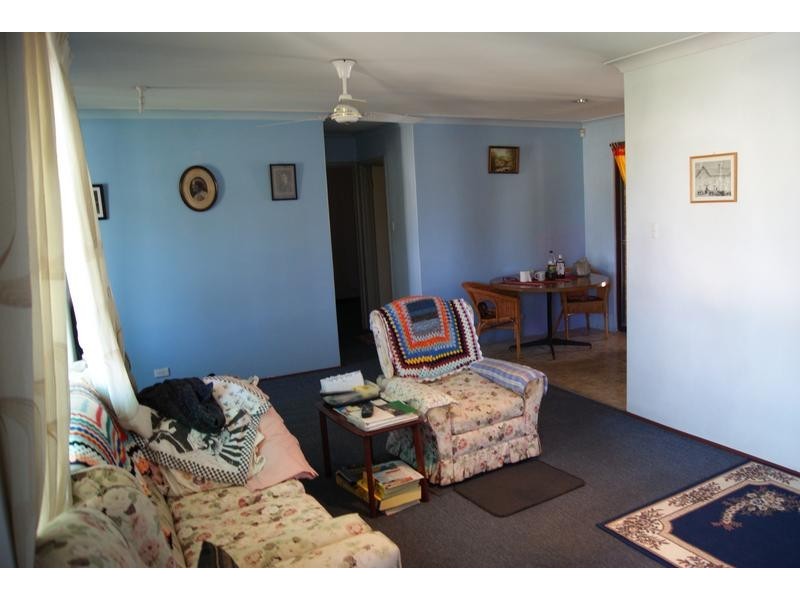 4 Labyrinth Way, South Lake WA 6164