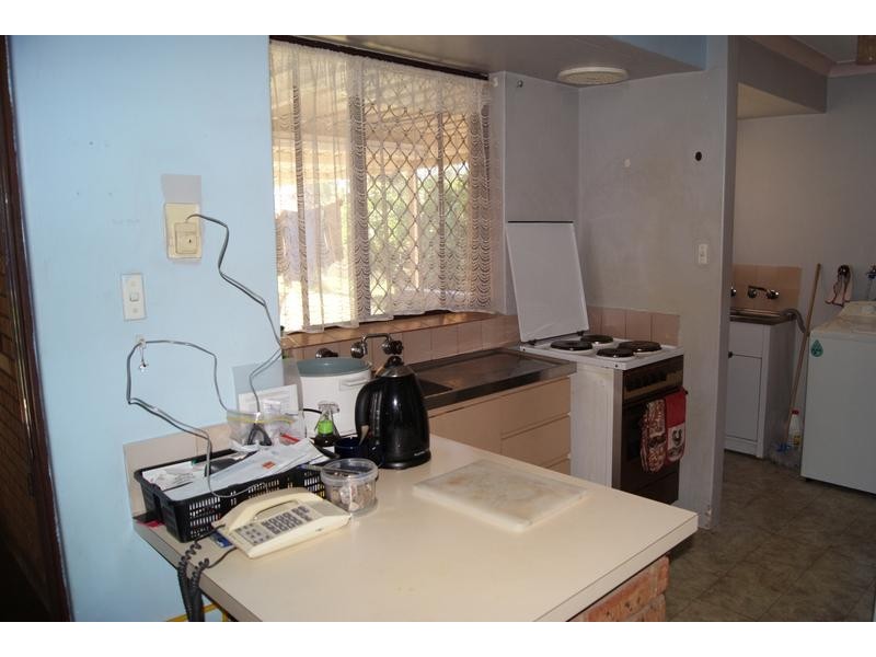 4 Labyrinth Way, South Lake WA 6164