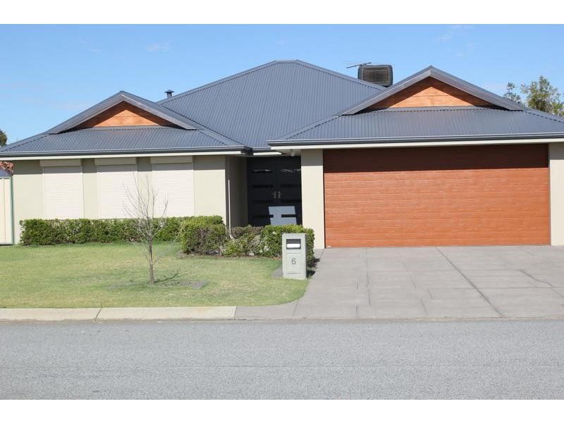 6 Barcoo Bend, Hammond Park WA 6164