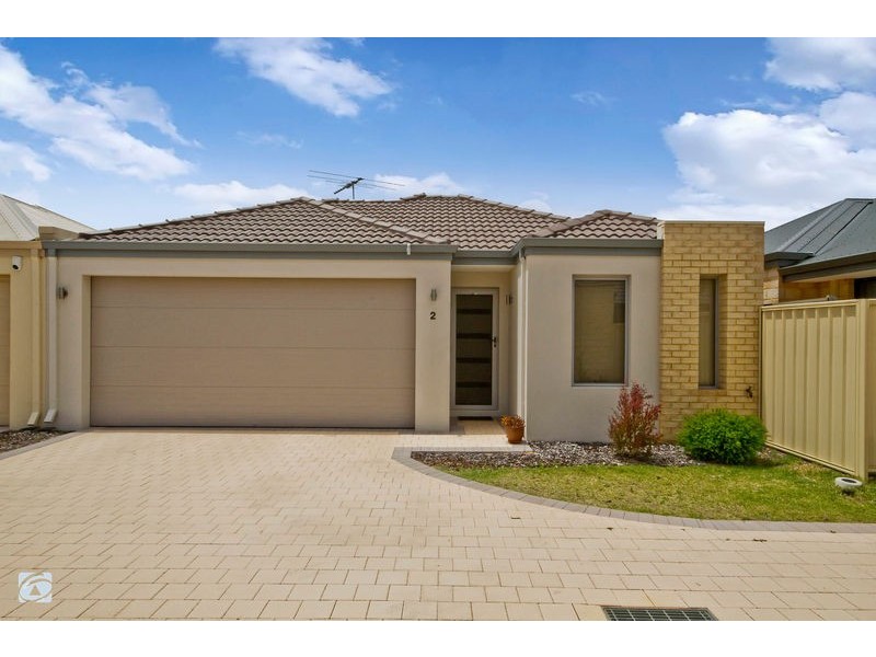 2/12 Peppermint Gardens, Aubin Grove WA 6164