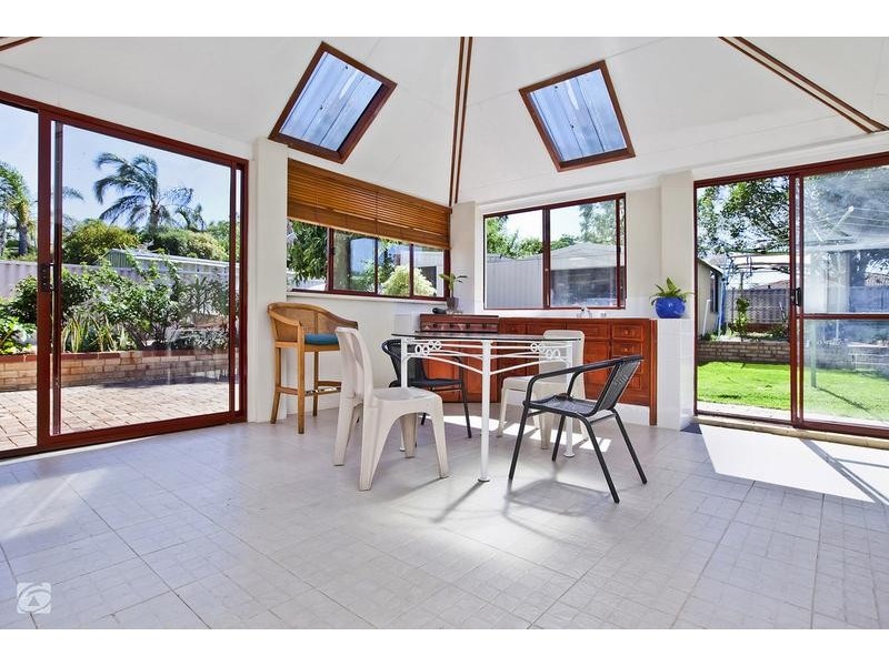 53 Moondarra Circle, South Lake WA 6164