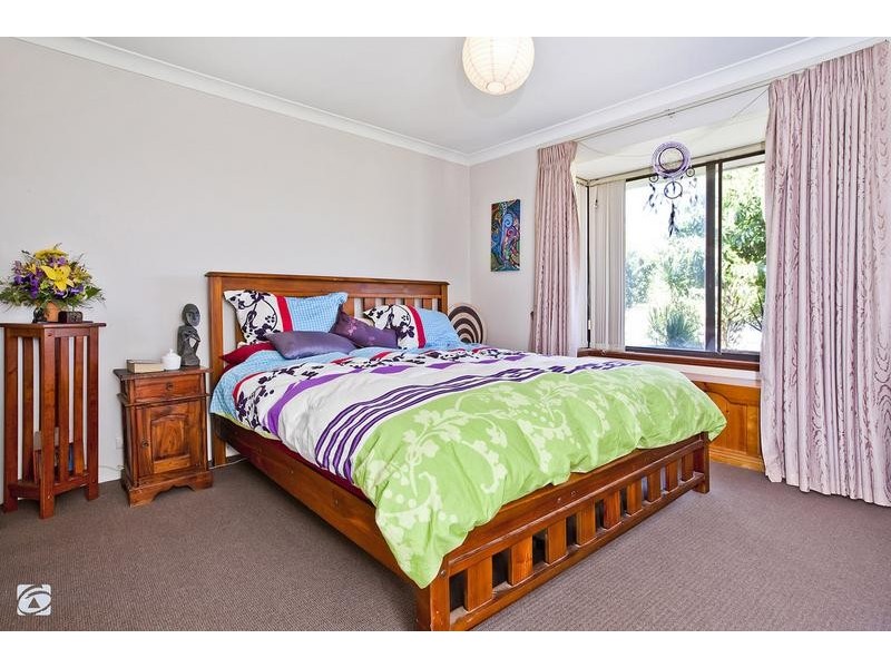 53 Moondarra Circle, South Lake WA 6164