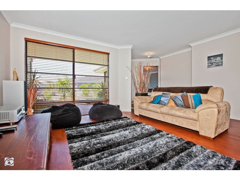 24 Tarradee Circuit, Thornlie WA 6108