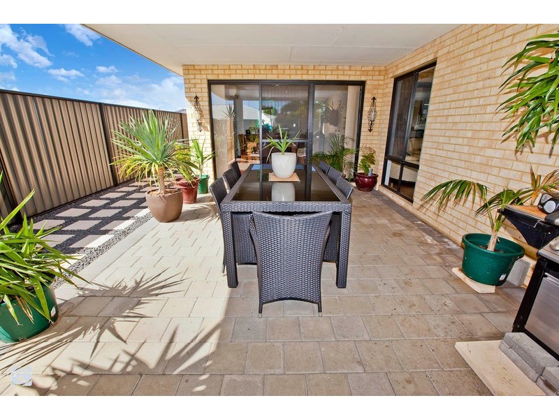 24 Tarradee Circuit, Thornlie WA 6108