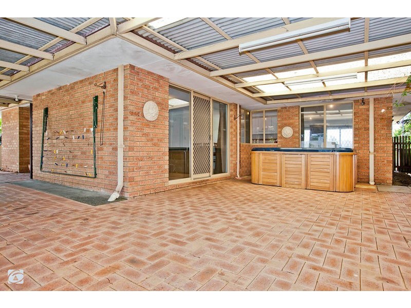 25 Acacia Way, Yangebup WA 6164