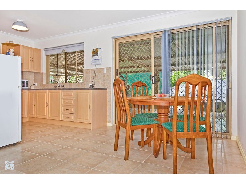 23 Farmhouse Drive, Bibra Lake WA 6163