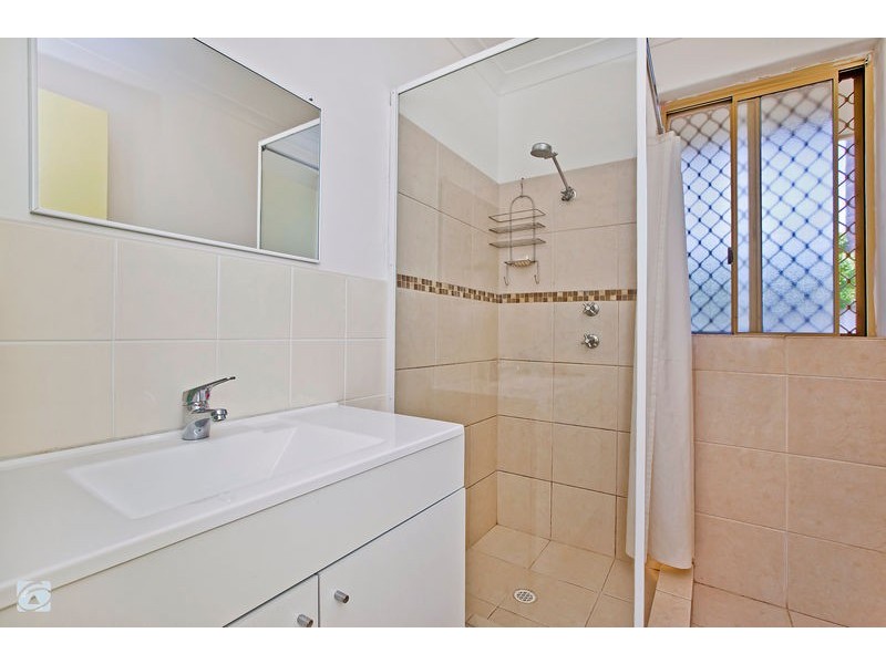 23 Farmhouse Drive, Bibra Lake WA 6163