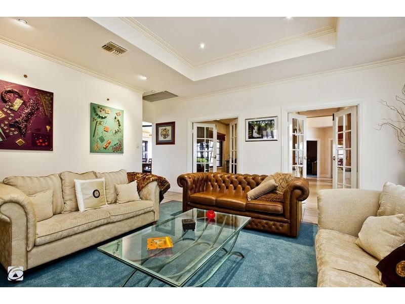 1 Turtle Point Cove, Jandakot WA 6164