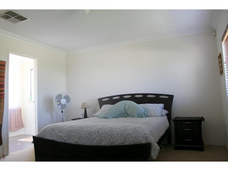 12 Wildfinch Street, Beeliar WA 6164