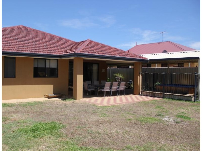 12 Wildfinch Street, Beeliar WA 6164