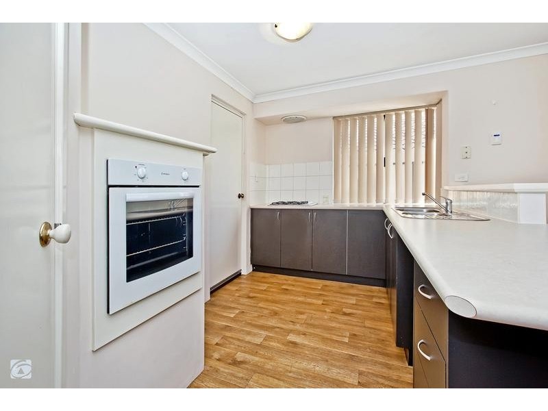 16 Brushfoot Boulevard, Success WA 6164