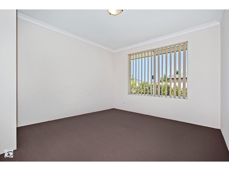 16 Brushfoot Boulevard, Success WA 6164