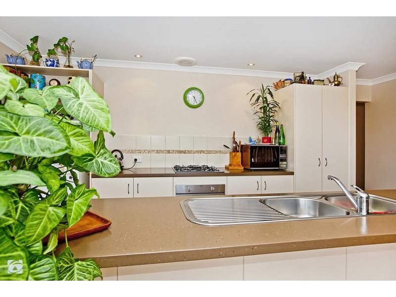 21 Araluen Bend, Aubin Grove WA 6164