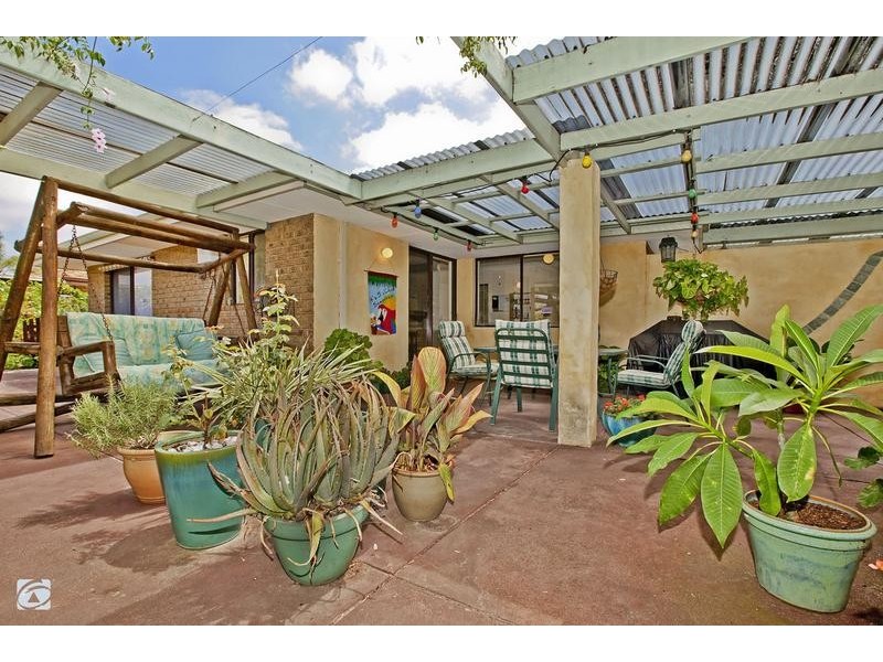 32 Berrigan Drive, South Lake WA 6164