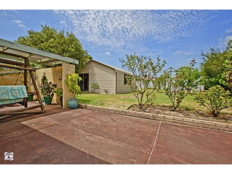32 Berrigan Drive, South Lake WA 6164