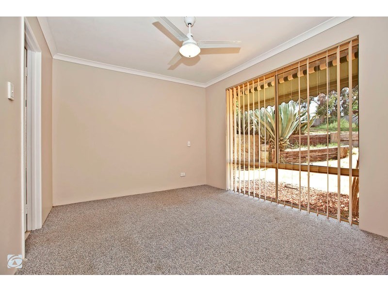 12 Ronsard Place, Yangebup WA 6164