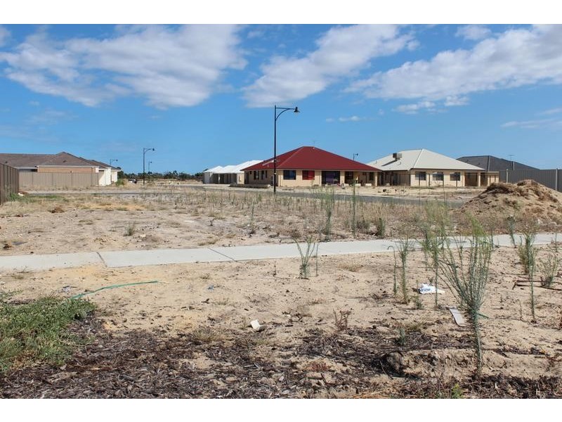 Lot 302 Dortmund Gardens, Piara Waters WA 6112