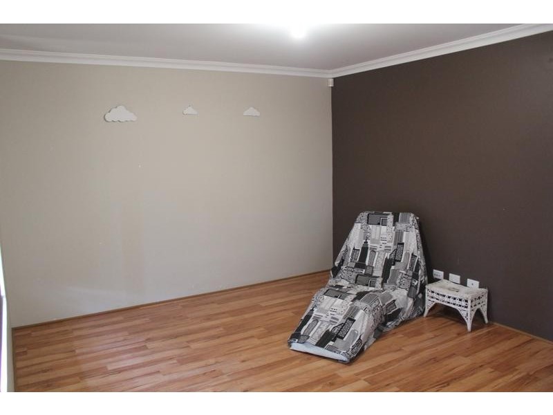 9 Shanklin Court, Wellard WA 6170