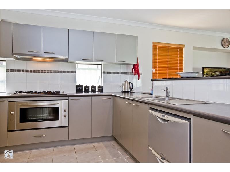 4 Tathra Lane, Aubin Grove WA 6164