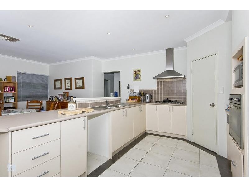 49 Cape Range Crescent, Aubin Grove WA 6164