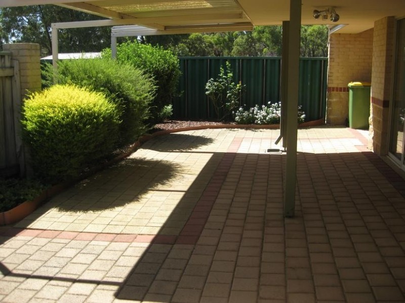 4/2 Argyle Place, Yangebup WA 6164