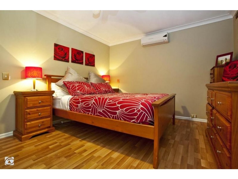 215 Yangebup Road, Yangebup WA 6164