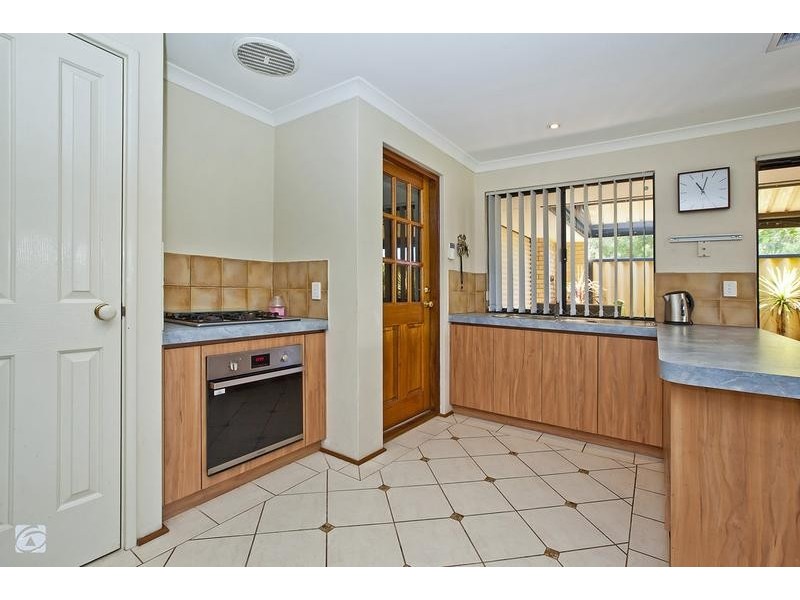 20 Sycamore Avenue, South Lake WA 6164