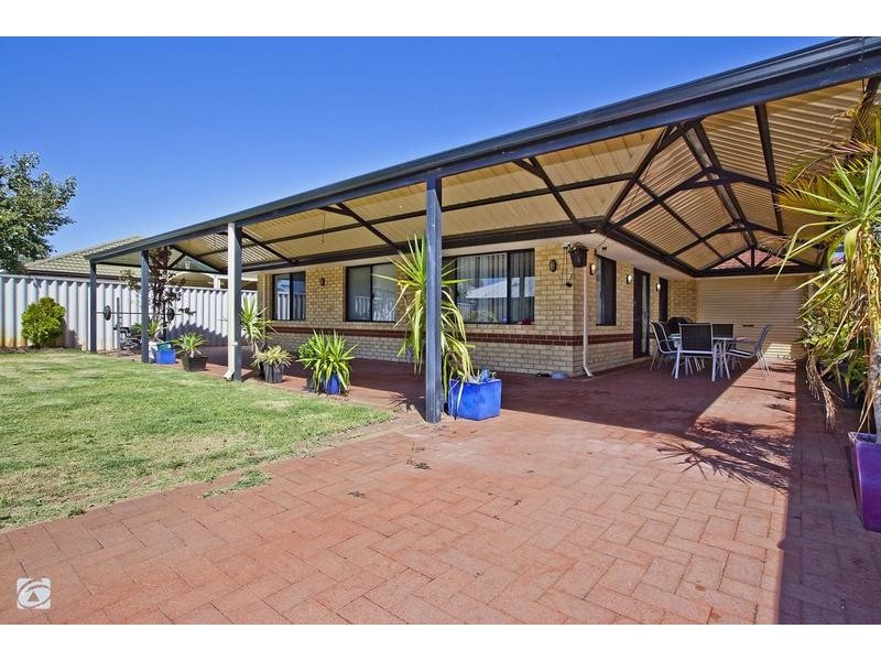 20 Sycamore Avenue, South Lake WA 6164