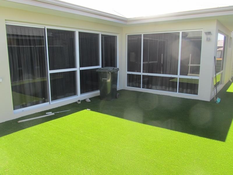 16 Hearst Link, Piara Waters WA 6112