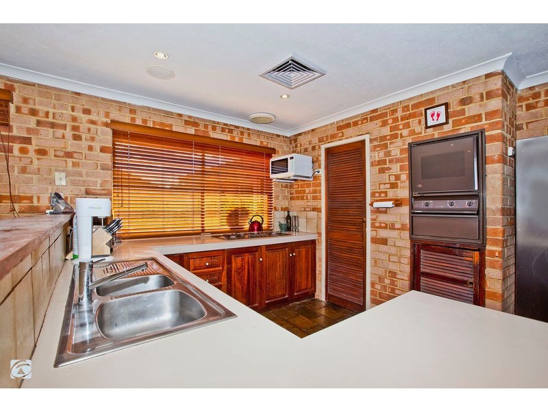 59 Pelican Ramble, Yangebup WA 6164