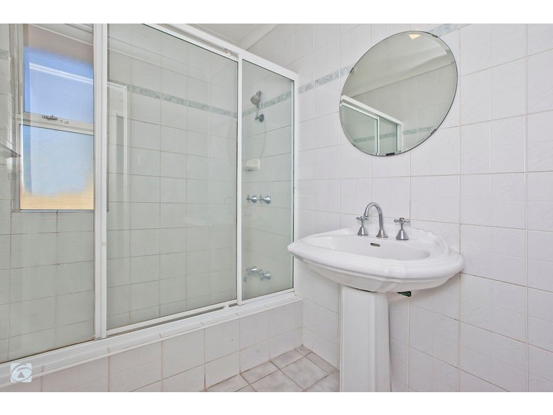 33 Edeline Street, Spearwood WA 6163