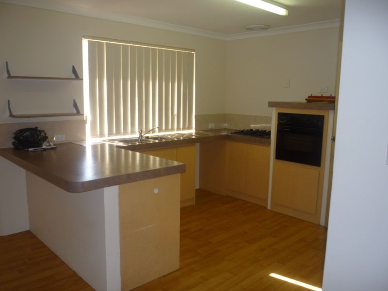 9 Callara Vista, Success WA 6164