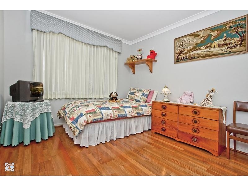 39 The Lakes Boulevard, Jandakot WA 6164