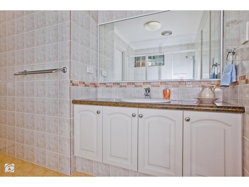 39 The Lakes Boulevard, Jandakot WA 6164