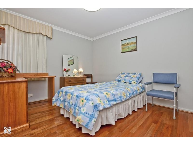 39 The Lakes Boulevard, Jandakot WA 6164