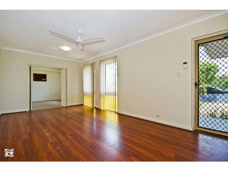 43 Crawford Road, Orelia WA 6167