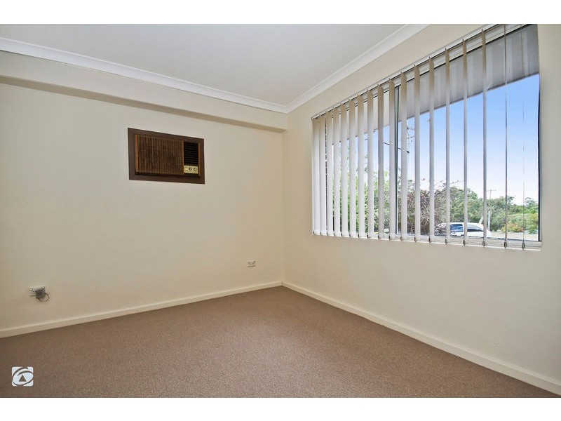 43 Crawford Road, Orelia WA 6167