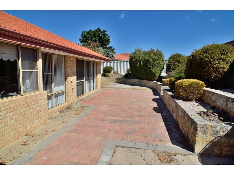 3 Tallow Place, South Lake WA 6164