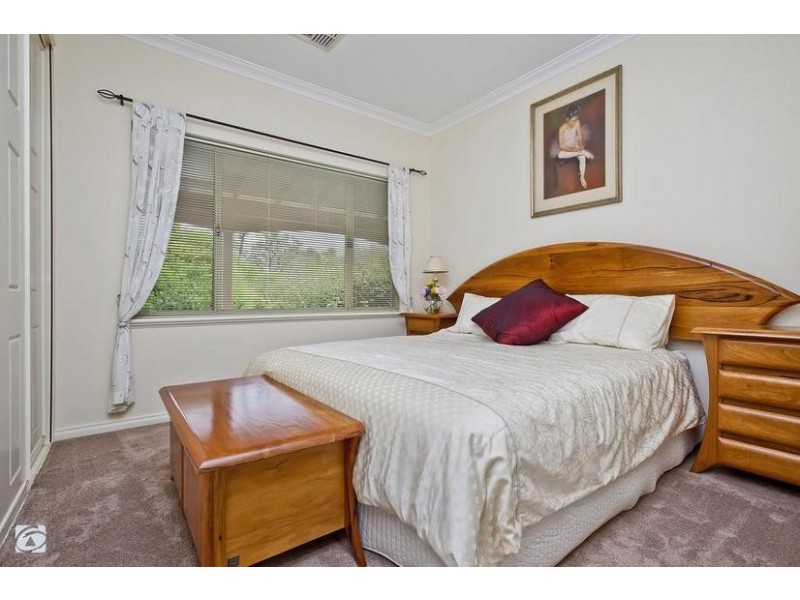 6 Sherwin Place, Wandi WA 6167