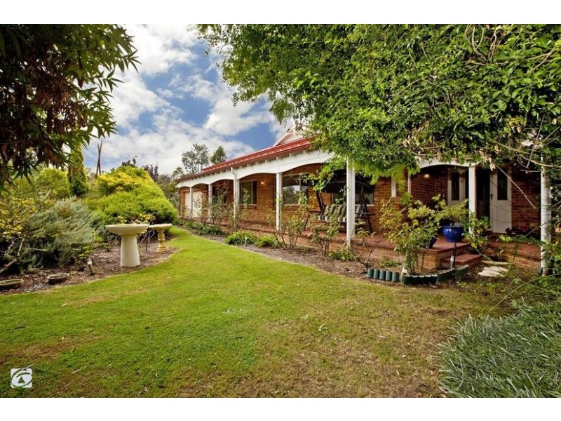 6 Sherwin Place, Wandi WA 6167