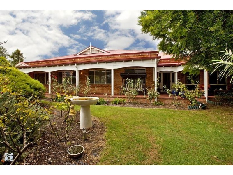 6 Sherwin Place, Wandi WA 6167