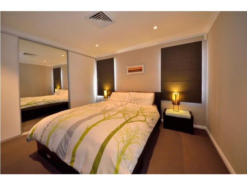 1/3 Peppermint Gardens, Aubin Grove WA 6164