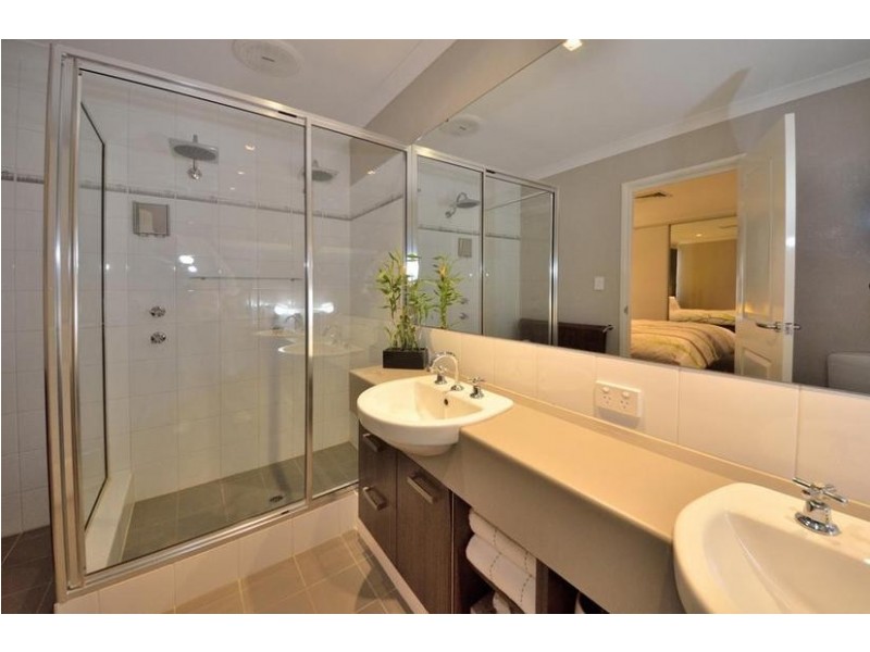 1/3 Peppermint Gardens, Aubin Grove WA 6164