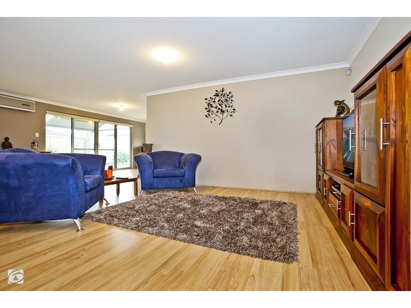 19 Coppito Circle, Beeliar WA 6164