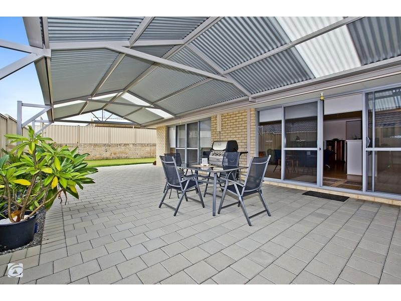 19 Coppito Circle, Beeliar WA 6164